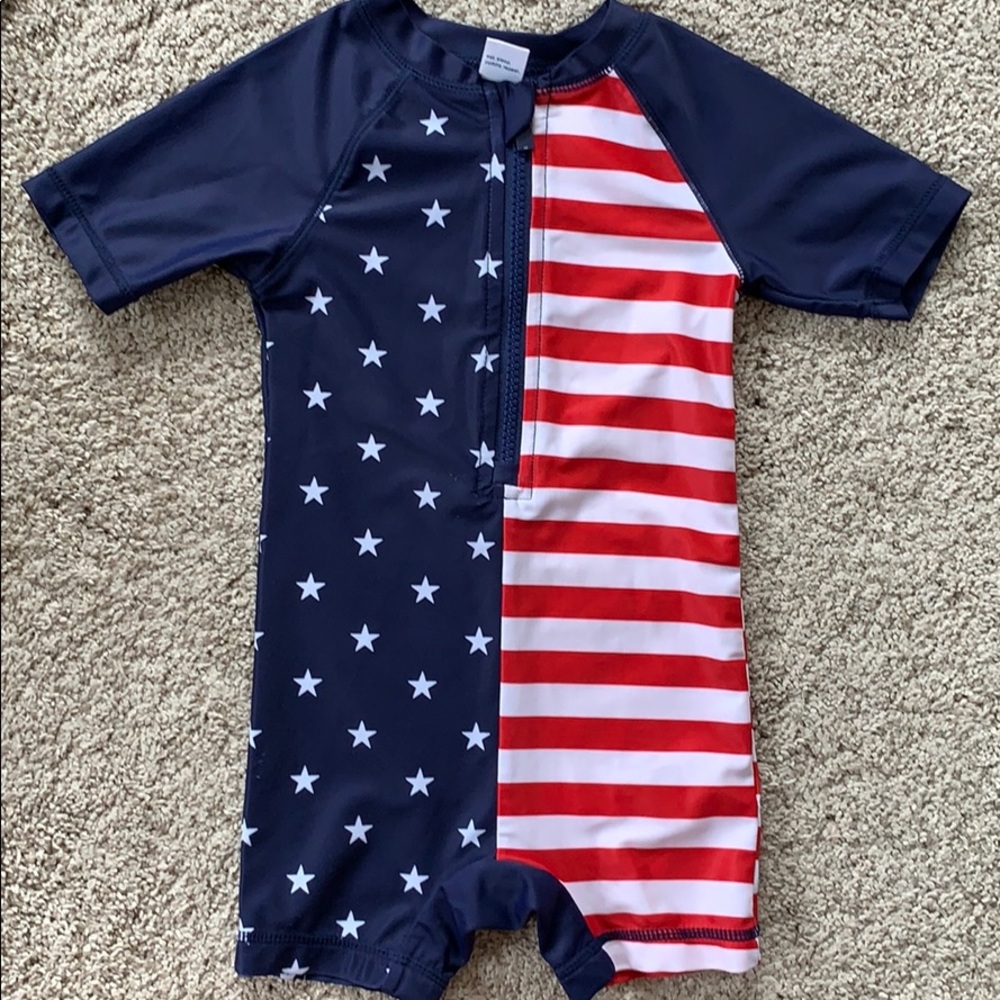 Old Navy rash guard